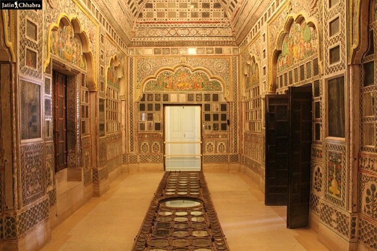 sheesh mahal